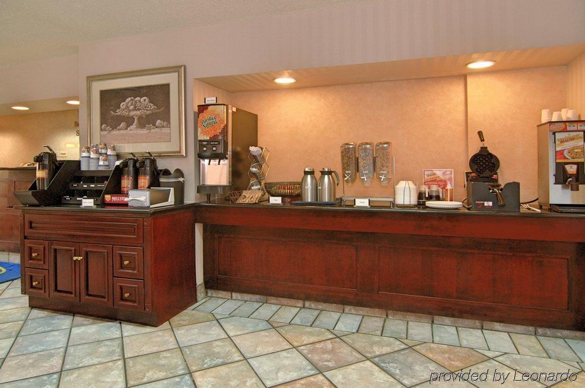 Best Western Сан Маркос Екстериор снимка